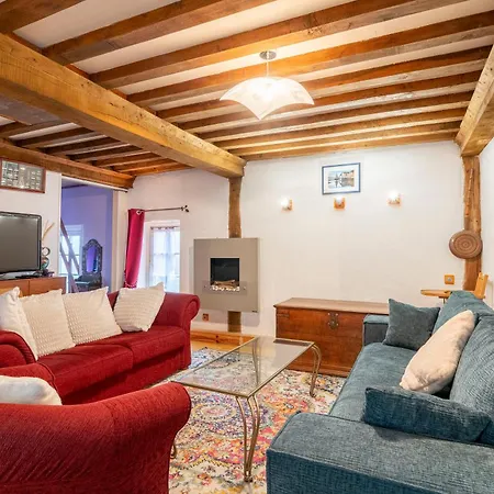 Centre Historique - & Fameuses Falaises 100m