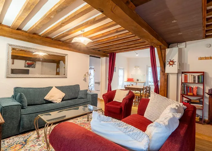 Apartment Centre Historique - & Fameuses Falaises 100m